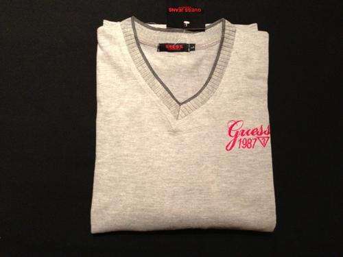 GUESS V Neck Winter Sweater - Medium Slim Fit