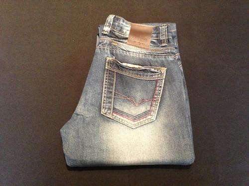 GUESS Washed Out Denimz - W34