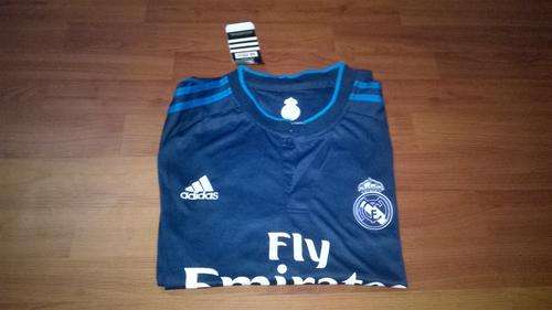 ADIDAS Real Madrid 2015/16 Kit - Medium