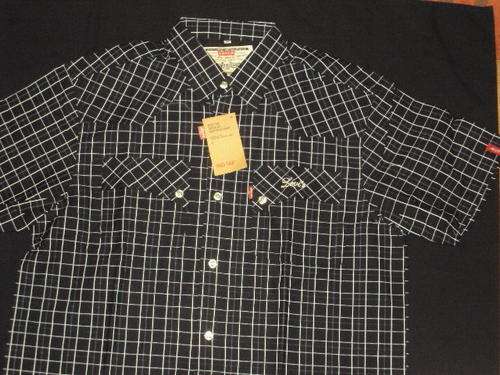Short Sleeve LEVI'S Shirt - Large