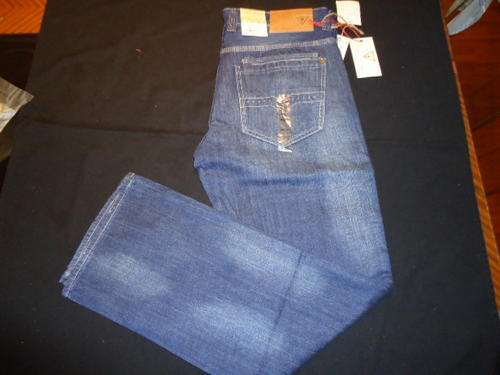 Just Arrived - Double Back Pocket GUESS Jeans - Size 34