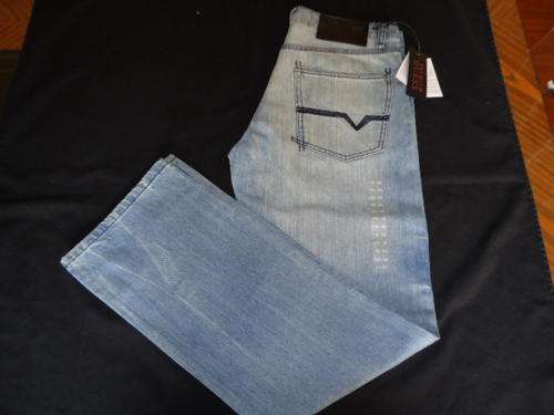 GUESS Jeans - Straight Cut - W32 L32