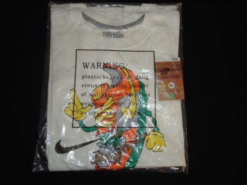 Funky NIKE Tee Shirt - X Large Slim Fit