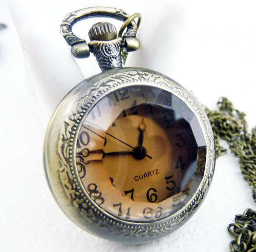 IMPORTED STOCK! Trendy Unisex ***TROUGH the LOOKING GLASS*** Mini Pocket Watch! 1 per Client Max!