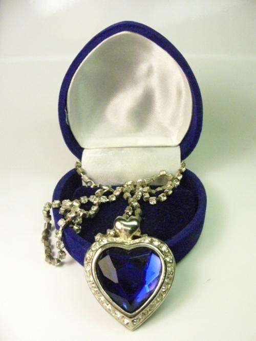 Costume jewellery Piece Replica of the Titanic *Heart of the Ocean* necklace! Age - 1989!