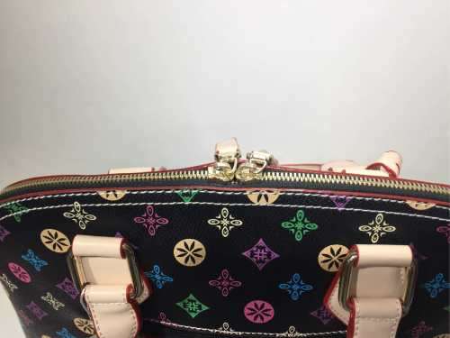 elegant semicircle shape handbag   size: 35×15×26cm