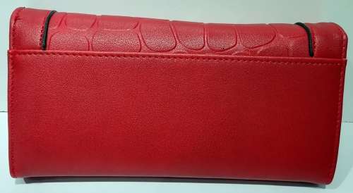 Lady's purse/ wallet  sling included size: 19*4.5*10cm red out of stock