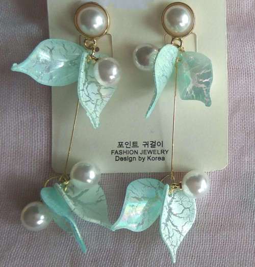 Earring, light blue leaf shape with white pearls in gold,High quality lady's fashine costume earring