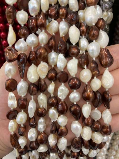 Fresh water pearl necklace