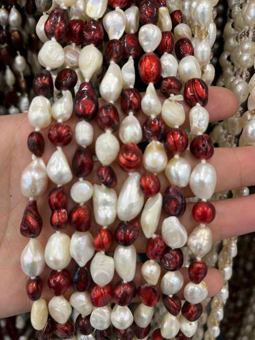 Fresh water pearl necklace
