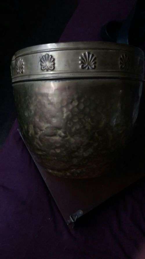 BRASS FLOWER POT (OLD)