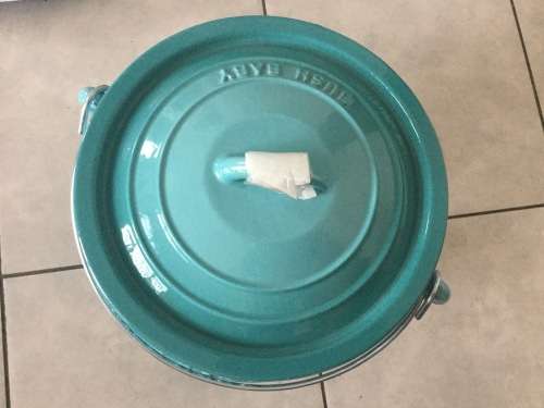 Late entry BRAND NEW THREE LEGGED POTJIE ENAMEL COATED SIZE NO. 3