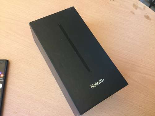 SAMSUNG NOTE 10 plus.  DUAL SIM 256 GB