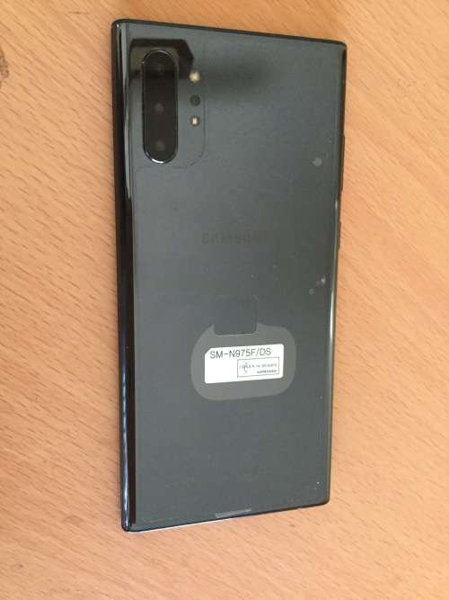 SAMSUNG NOTE 10 plus.  DUAL SIM 256 GB