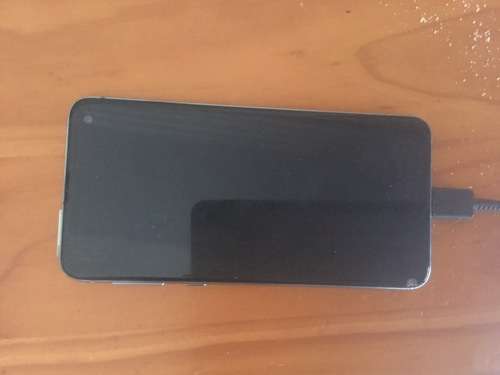 SAMSUNG GALAXY s10e  128GB. PRISM GREEN