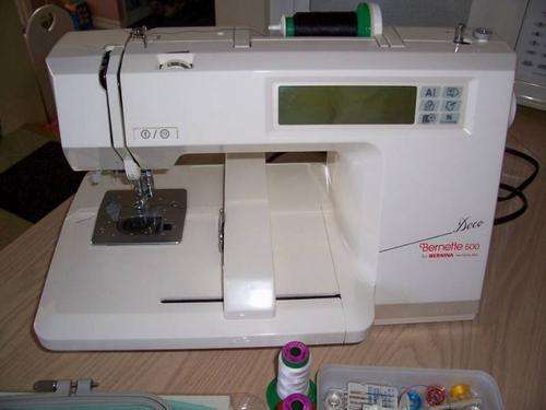 Bernina Bernette Deco 500 Embroidery machine ***Excellent condition***