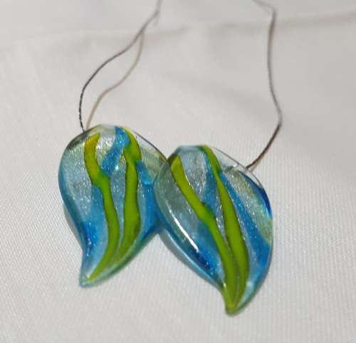 Glass leaf drop pendant