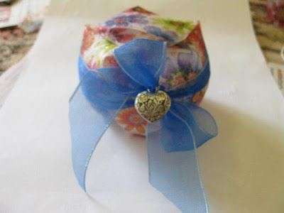 ***ONLY R1 BID INCREMENTS***VERSATILE MULTI PURPOSE & UNIQUE CONTAINERS*BID PER ITEM!