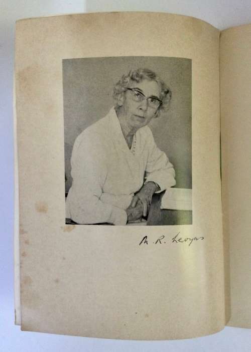 A Botanist`s Memoirs - Margaret R Levyns. Softcover, 1968