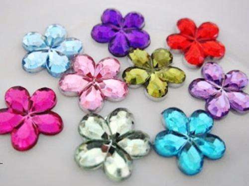 3g Pack of 18mm Flower Rhinestones - Assorted Colours