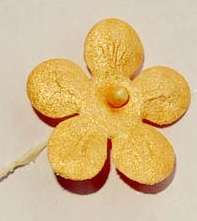Packet of 18mm Flower Embellishments, Gold  (3 Pieces per Pack)