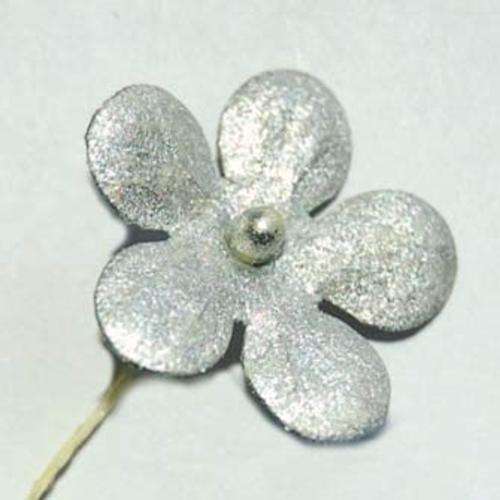Packet of 18mm Flower Embellishments, Silver  (3 Pieces per Pack)