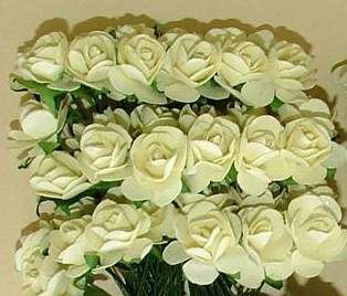 15mm Cream Paper Roses (10 Roses per Pack)