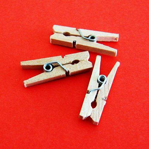 25mm x 10mm Natural Wood Miniature Pegs (Sold in Pack of 5 Pegs)