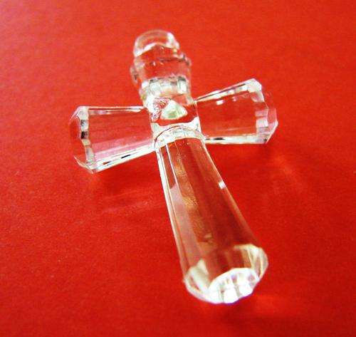 45mm x 25mm Clear Acrylic Cross Charm