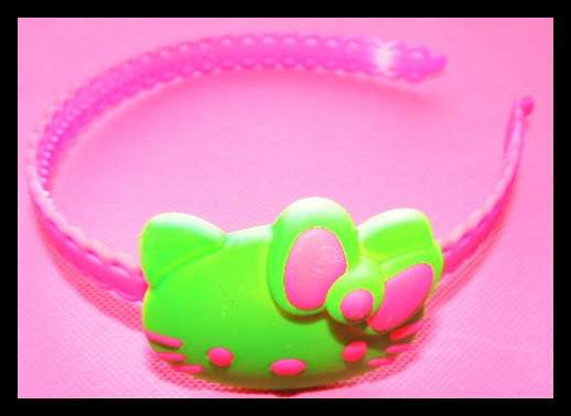 Hello Kitty Alice Band - Green and Pink