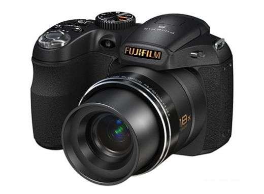 ** First In SA **  Fujifilm FinePix S2800 HD 14MP Digital Camera