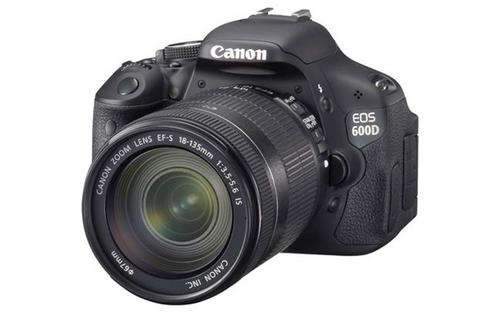 Canon D-SLR EOS 600D Body With Canon EF 28-135mm f/3.5-5.6 IS USM Autofocus Lens.