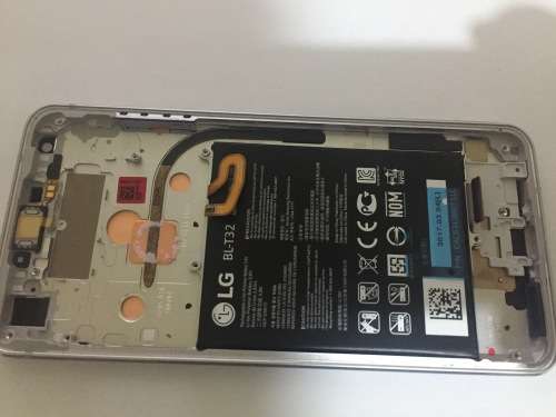 genuine lcd with frame and battery for LG G6 H870 in brand new condition