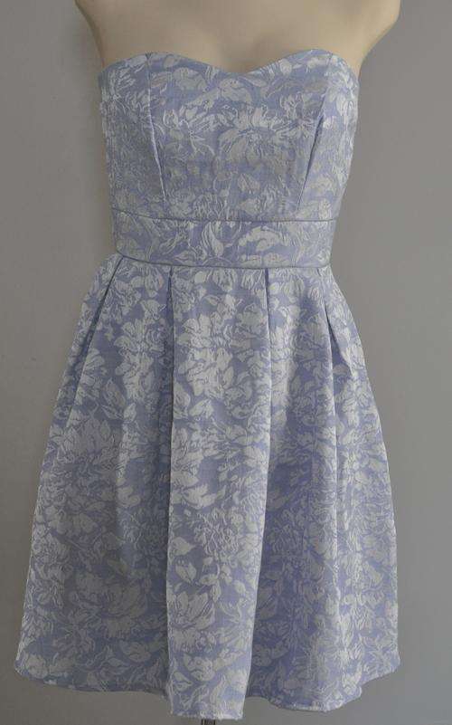 Formal Dresses SALE Truworths Boobtube Brocade Skater Occasion Dress Size 32 was sold for 100.00 on 10 Feb at 15 33 by StylishLass in Lansdowne ID 174351405