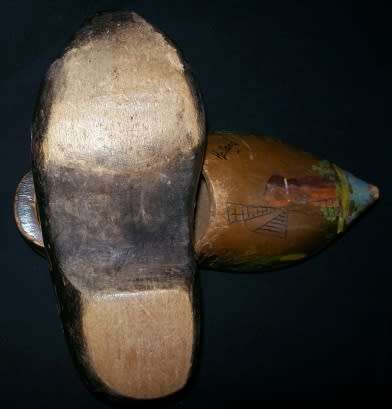VINTAGE DUTCH WOODEN CLOGS hand carved and painted