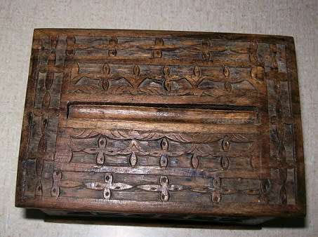 Hand made WOODEN CIGARETTE DISPENSER