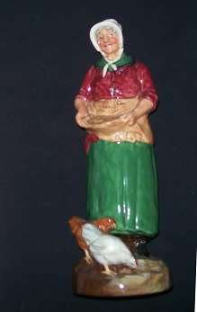 ROYAL DOULTON `THE FARMERS WIFE HN2069