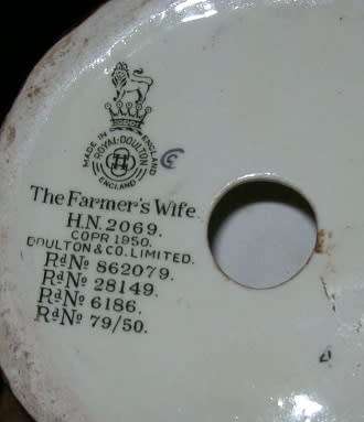 ROYAL DOULTON `THE FARMERS WIFE HN2069