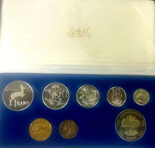 1986 PROOF SET with SILVER R1 !!!!