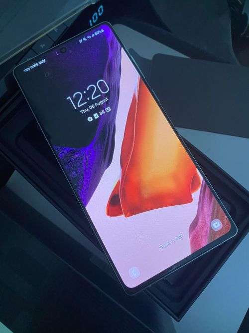 Samsung note 20 256 gig in its box with accessories and warranty