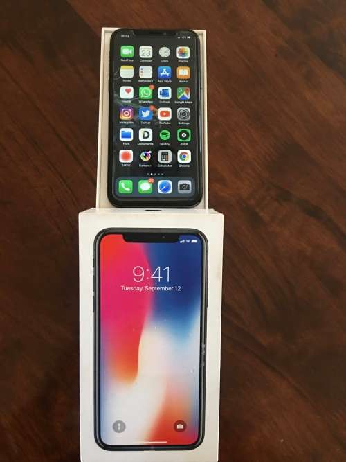 Apple iPhone X 64GB Space Grey *MINT*