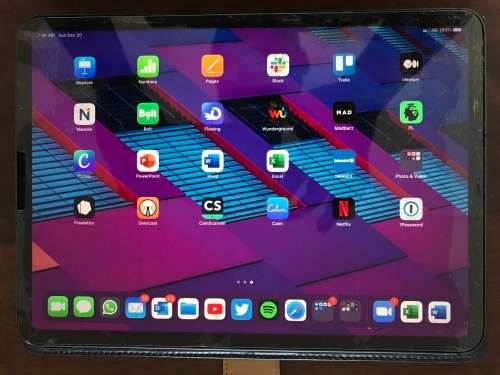 2020 Apple iPad Pro 11` WIFI+CELLULAR 128GB **GLASS CRACKED** SPACE GREY