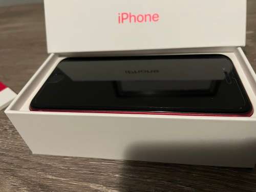 *Crazy Auction* Apple iPhone SE 2020 64GB *Perfect Condition* *Boxed*Complete Unused Accessories*