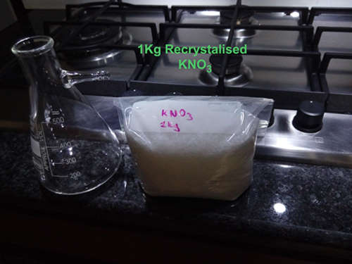 KNO3 1Kg ( Potassium Nitrate )