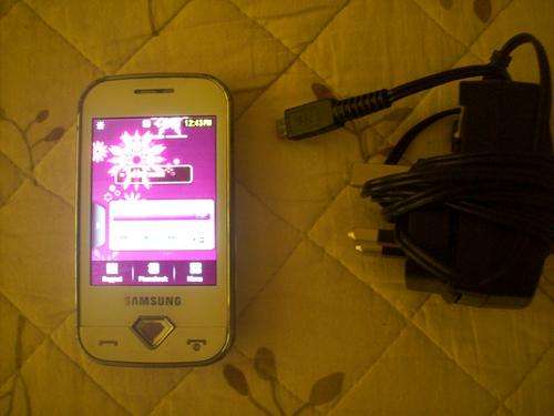 Samsung S7070 Diva Mobile Phone LOCKED TO UK O2