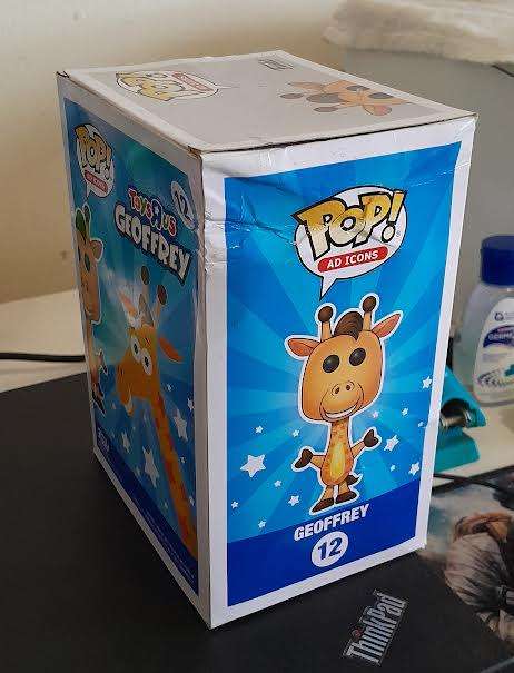 Geoffrey Toys r Us Exclusive Flocked Funko Pop!(Box Damage)
