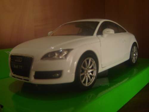 Audi TT Coupe Die Cast Model  1/24  Welly New in Display Box  Gteed- In Stock