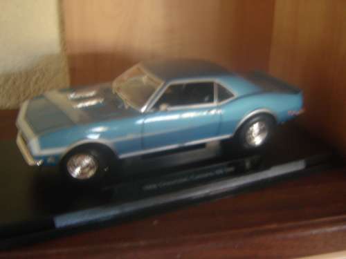 Green Promotion     '68  Chevrolet Camaro SS 396   D/Cast Model  18 by WELLY   New D/Box