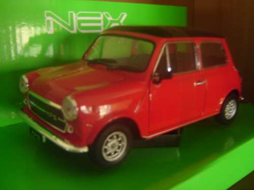 Mini Cooper  Die Cast Model  1/24  Welly New  D/Box  Gteed.- In Stock