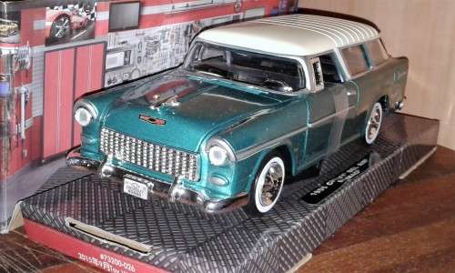 '55 Chevrolet Bel Air Nomad  V8  Die Cast Model   1/24  SHOWCAST- MOTORMAX New - Box - G/teed